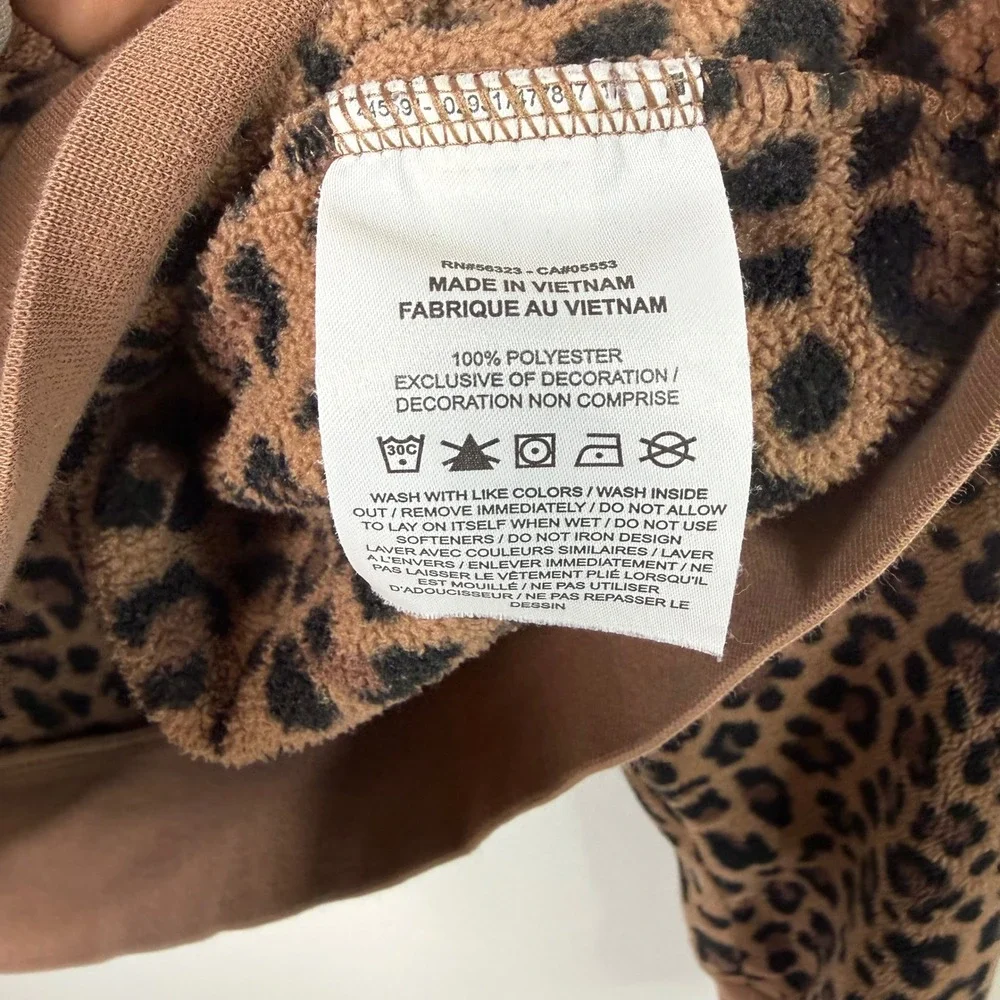 Nike Leopard Print Fleece Crewneck Sweatshirt Brown Black‎ Gold Logo Small Cozy